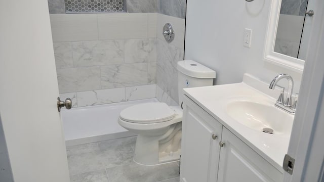 2830 N Lumpkin Rd, Columbus, GA 31903 - full bath featuring toilet, vanity, and a shower