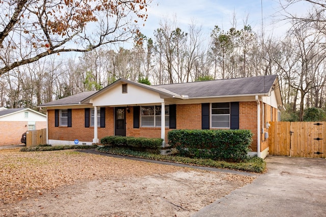 view of front of property