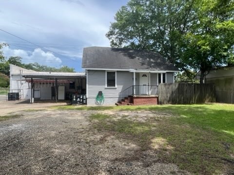3609 Hamilton Rd, Columbus, GA 31904 - view of front facade with driveway