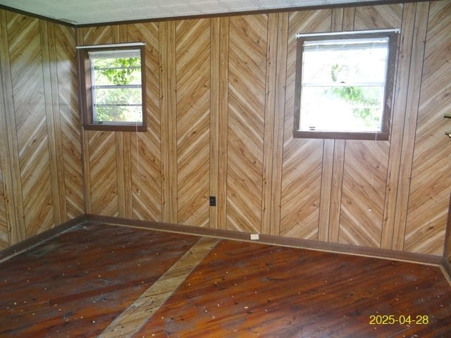 1469 Wall St, Richland, GA 31825 - empty room with hardwood / wood-style flooring