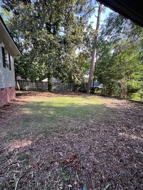 1555 Wells Dr, Columbus, GA 31906 - view of yard