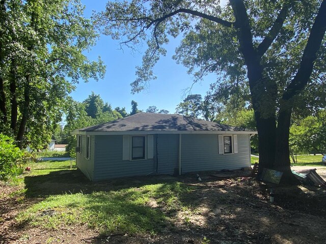 50 Old Opelika Rd, Phenix City, AL 36870 - rear view of house with a yard