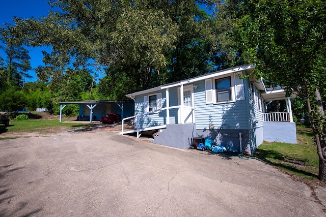 50 Old Opelika Rd, Phenix City, AL 36870 - manufactured / mobile home featuring driveway
