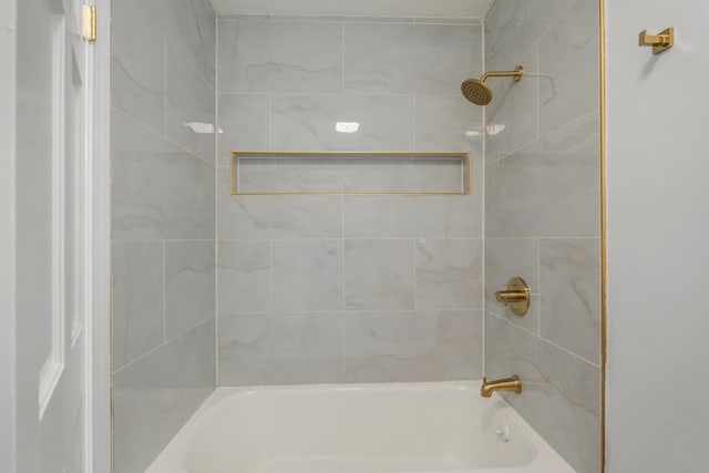 4975 Glacier Dr, Columbus, GA 31907 - bathroom featuring washtub / shower combination