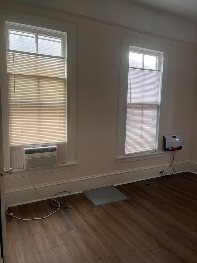 1348 Rhodes St, Columbus, MS 31901 - detailed view of wood finished floors and cooling unit
