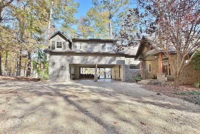 view of front facade featuring a carport