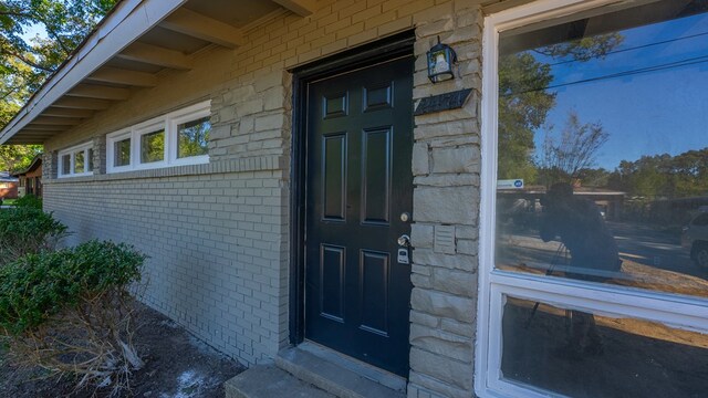 view of entrance to property