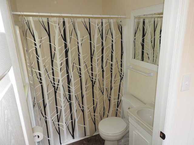 1346 22nd St, Columbus, GA 31901 - full bath featuring vanity and curtained shower