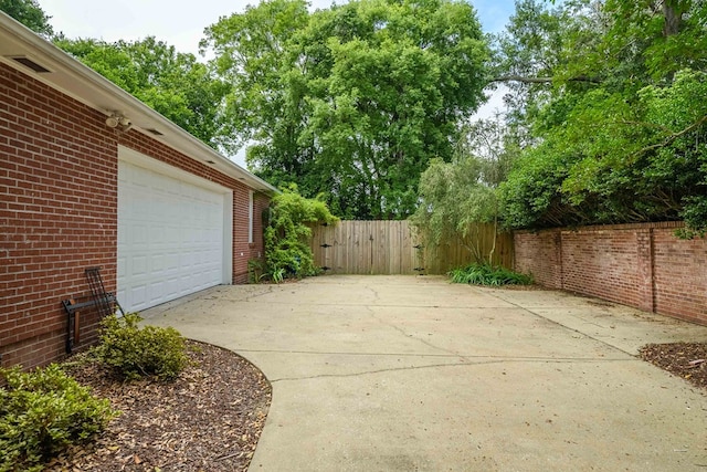 1820 Overlook St, Columbus, GA 31906 - view of patio / terrace with concrete driveway