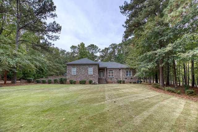 view of front of home with a front lawn