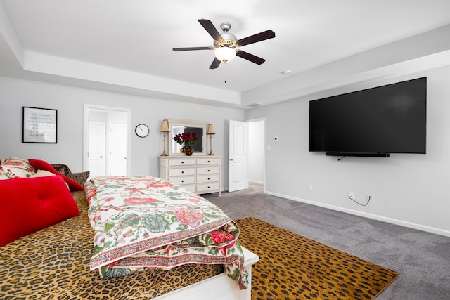 bedroom featuring ceiling fan and carpet