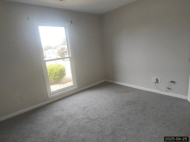 6123 Caribou Dr, Columbus, GA 31907 - empty room featuring carpet floors and baseboards