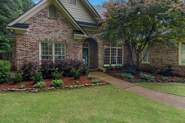 5043 Spyglass Ct, Columbus, GA 31909 - view of front of property with a front yard and brick siding
