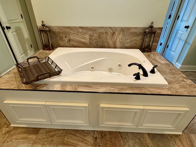 bathroom featuring a bathtub