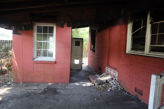 3115 Meade St, Columbus, GA 31903 - entrance to property with crawl space