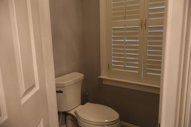 7400 Standing Boy Rd, Columbus, GA 31904 - bathroom featuring toilet