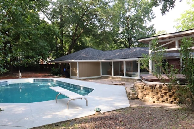 7400 Standing Boy Rd, Columbus, GA 31904 - outdoor pool featuring a patio, a jacuzzi, and a diving board