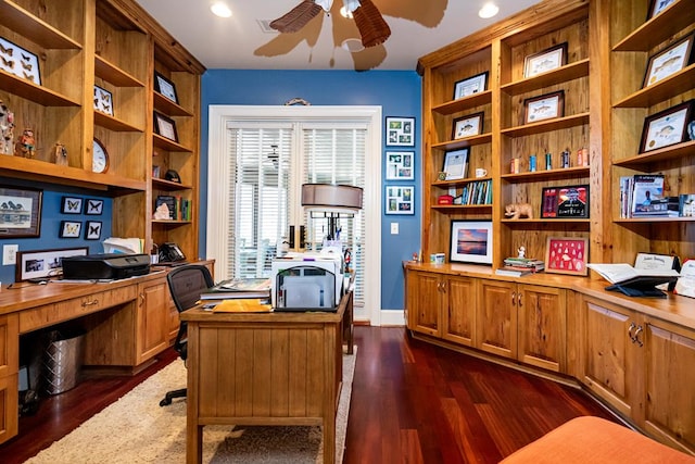 office area featuring dark wood-type flooring and ceiling fan