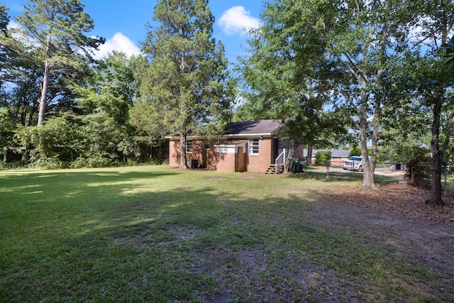 956 Lake Rushin Dr, Columbus, GA 31907 - view of yard with entry steps