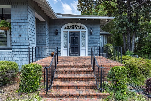 view of entrance to property