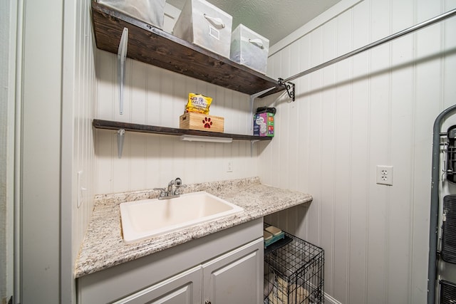 5 Mallard Ct, Midland, GA 31820 - laundry room featuring a sink