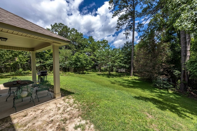 1417 Cloverdale Rd, Columbus, GA 31904 - view of yard featuring a patio area