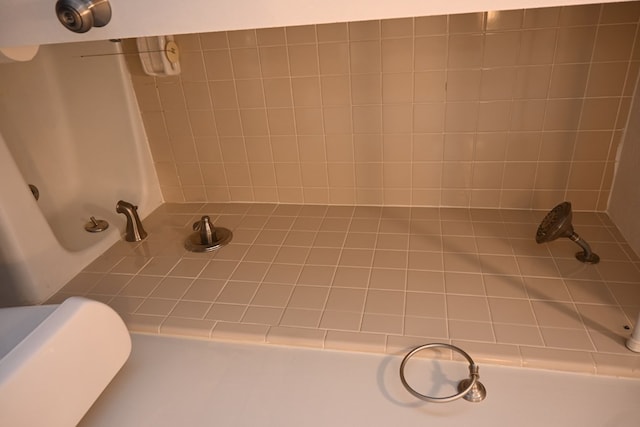 3919 Gray Fox Dr, Columbus, GA 31909 - bathroom with a shower
