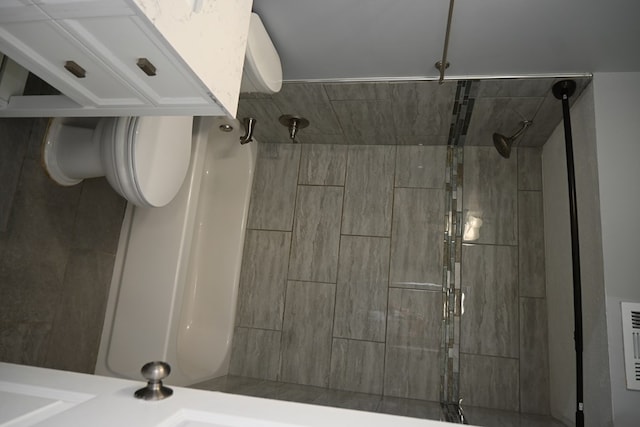 3919 Gray Fox Dr, Columbus, GA 31909 - bathroom with a shower stall