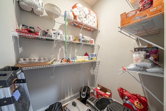 2027 Preston Dr, Columbus, GA 31906 - view of pantry