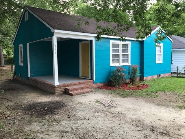 view of front of house