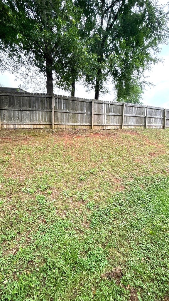 5 Rusty Dr, Phenix City, AL 36869 - view of yard