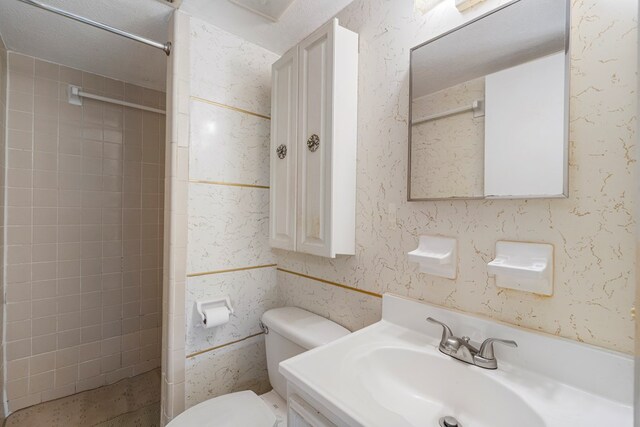 6248 Old Post Ct, Columbus, GA 31909 - bathroom featuring a tile shower and vanity