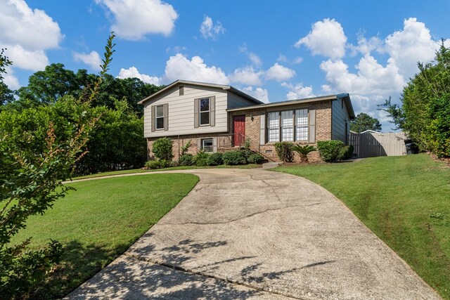 6248 Old Post Ct, Columbus, GA 31909 - split level home with brick siding and driveway