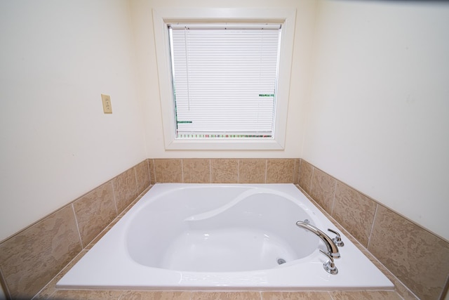 5604 Holland Dr, Columbus, GA 31909 - full bath featuring a garden tub