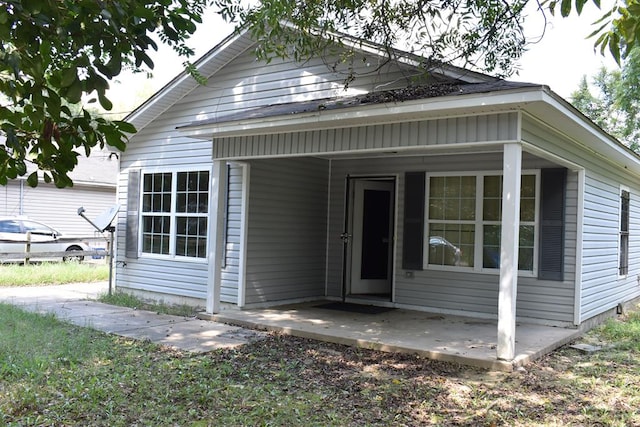 view of front facade