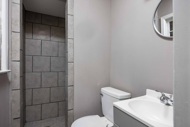 5906 Forrest Rd, Columbus, GA 31907 - bathroom featuring vanity and tiled shower
