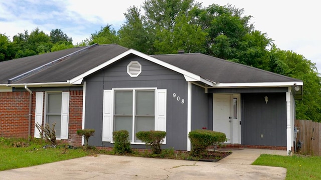 908 Arlington Dr, Columbus, GA 31907 - ranch-style home featuring brick siding and a shingled roof