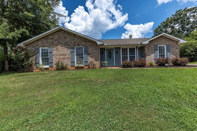 4 David Ct, Columbus, GA 31909 - ranch-style house featuring brick siding and a front yard
