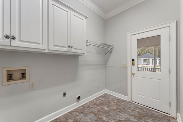 clothes washing area featuring washer hookup, cabinet space, ornamental molding, hookup for an electric dryer, and baseboards