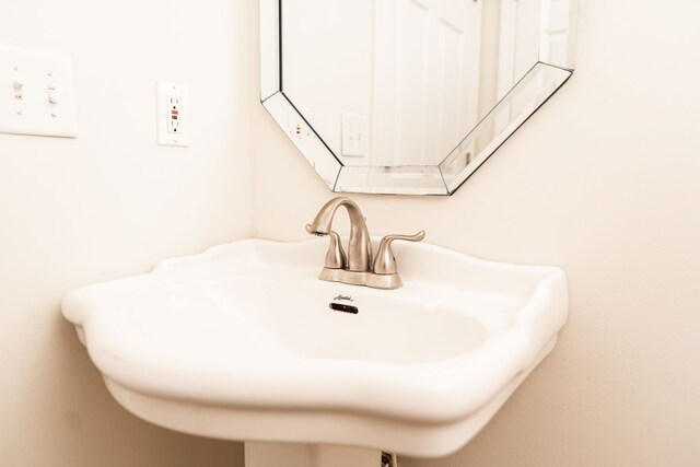 144 Lee Road 2083, Phenix City, AL 36870 - bathroom featuring a sink