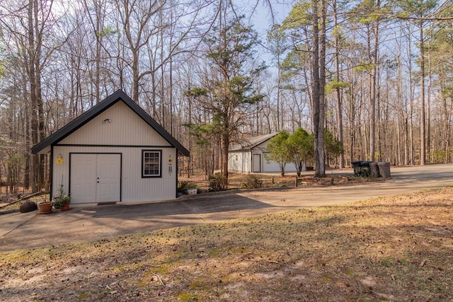 view of outbuilding with an outbuilding