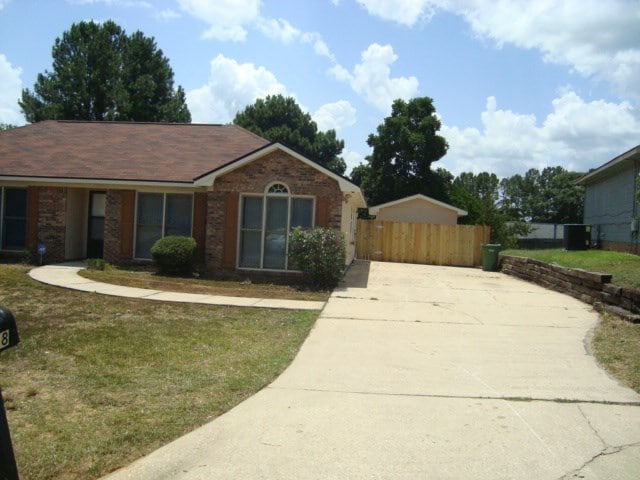 4118 Terrace Pointe Dr, Columbus, GA 31909 - ranch-style home featuring driveway and brick siding