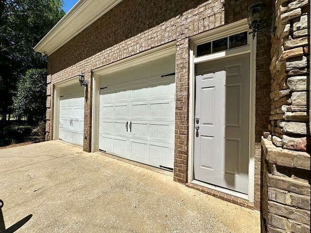 105 Lake View Dr, Hamilton, GA 31811 - garage with concrete driveway