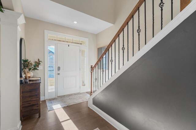 bedroom featuring carpet floors