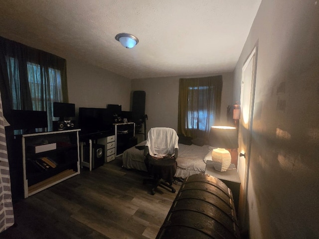 20 Patch Dr, Columbus, GA 31903 - living area with dark wood finished floors and lofted ceiling