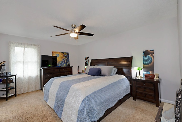 bedroom featuring carpet floors and a ceiling fan