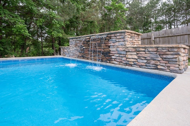2708 Sawgrass Ln, Phenix City, AL 36867 - pool with fence