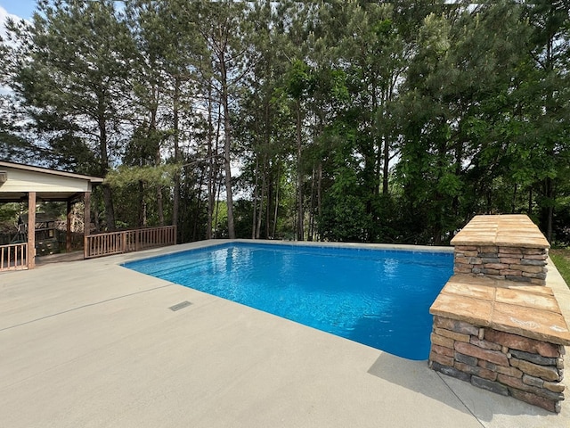 2708 Sawgrass Ln, Phenix City, AL 36867 - view of pool