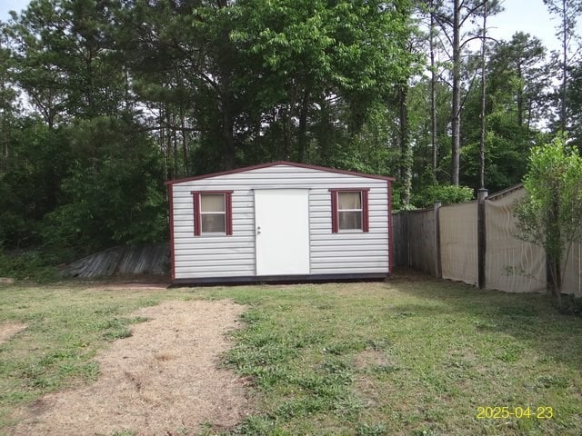 8 Rusty Dr, Phenix City, AL 36869 - view of shed with fence
