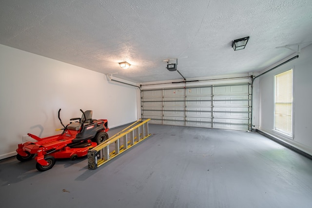 177 Wright Rd, Pine Mountain, GA 31822 - view of garage